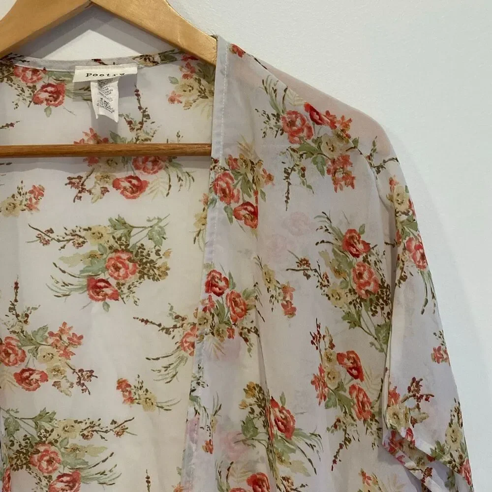 Floral Cover up Wrap Boho Casual Style Cream size Small